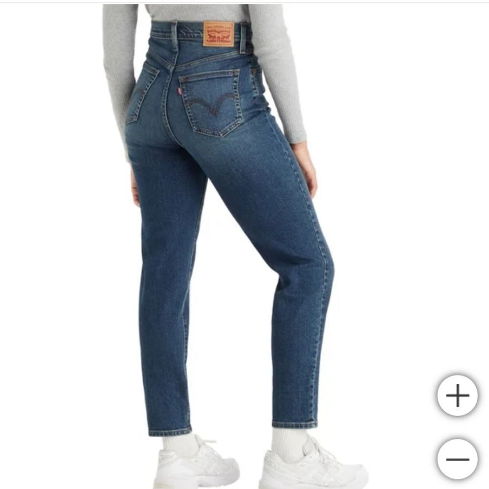 Levi's High Rise Mom Jeans Size 29